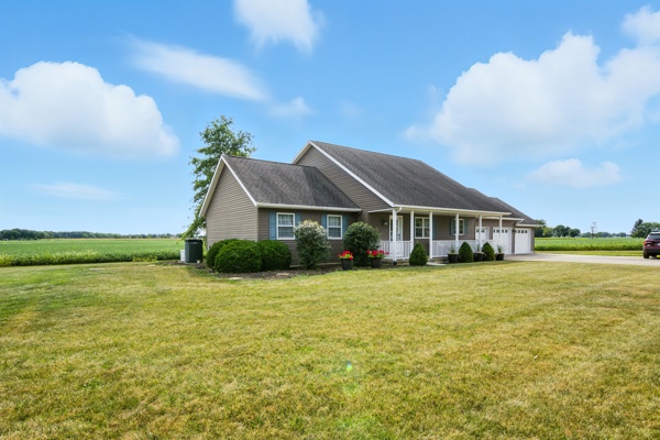 9952 Lincoln Highway, 3 Bedrooms Bedrooms, 9 Rooms Rooms,2 BathroomsBathrooms,Residential,For Sale,Lincoln Highway,114843