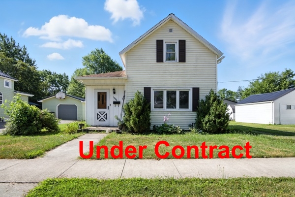 1006 Hughes St, 3 Bedrooms Bedrooms, 5 Rooms Rooms,1 BathroomBathrooms,Residential,For Sale,Hughes St,114845