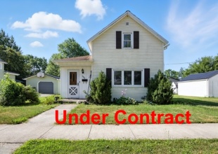 1006 Hughes St, 3 Bedrooms Bedrooms, 5 Rooms Rooms,1 BathroomBathrooms,Residential,For Sale,Hughes St,114845 1006 Hughes St, 3 Bedrooms Bedrooms, 5 Rooms Rooms,1 BathroomBathrooms,Residential,For Sale,Hughes St,114845