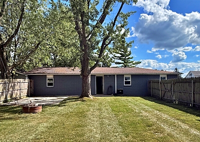 304 E Hoffman St, 3 Bedrooms Bedrooms, 6 Rooms Rooms,1 BathroomBathrooms,Residential,For Sale,E Hoffman St,114846