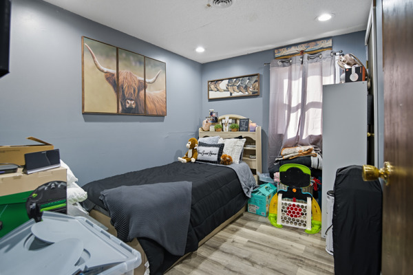 207 E Hoffman St, 3 Bedrooms Bedrooms, 6 Rooms Rooms,1 BathroomBathrooms,Residential,For Sale,E Hoffman St,114846