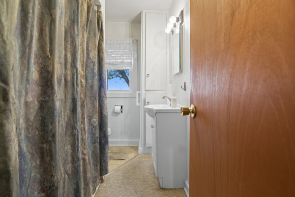 8848 Boroff Rd, 3 Bedrooms Bedrooms, 6 Rooms Rooms,1 BathroomBathrooms,Residential,For Sale,Boroff Rd,114849