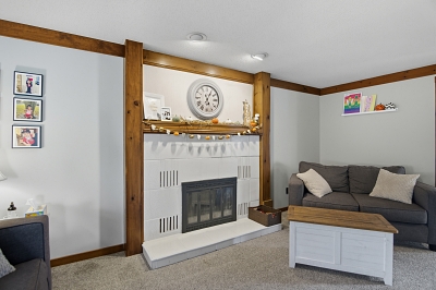 1213 David St, 4 Bedrooms Bedrooms, 12 Rooms Rooms,2 BathroomsBathrooms,Residential,For Sale,David St,114853