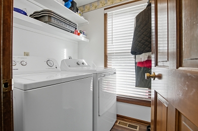 1213 David St, 4 Bedrooms Bedrooms, 12 Rooms Rooms,2 BathroomsBathrooms,Residential,For Sale,David St,114853