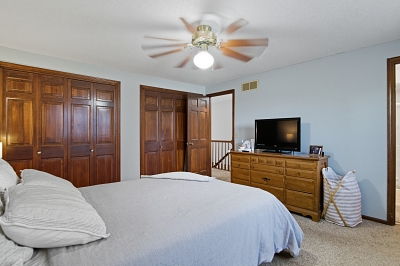 1213 David St, 4 Bedrooms Bedrooms, 12 Rooms Rooms,2 BathroomsBathrooms,Residential,For Sale,David St,114853