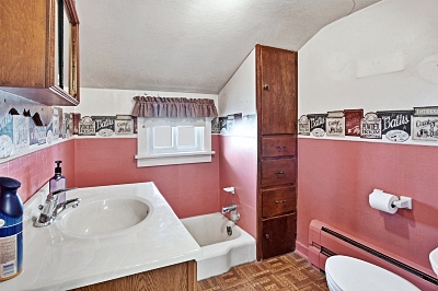 108 Ball Rd, 5 Bedrooms Bedrooms, 8 Rooms Rooms,2 BathroomsBathrooms,Residential,For Sale,Ball Rd,114854