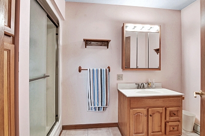 108 Ball Rd, 5 Bedrooms Bedrooms, 8 Rooms Rooms,2 BathroomsBathrooms,Residential,For Sale,Ball Rd,114854