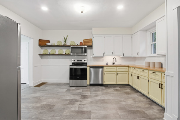 739 N Washington St, 3 Bedrooms Bedrooms, 8 Rooms Rooms,1 BathroomBathrooms,Residential,For Sale,N Washington St,114855