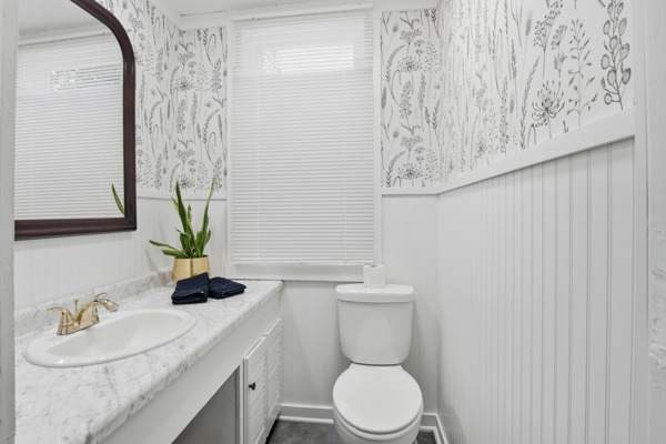 739 N Washington St, 3 Bedrooms Bedrooms, 8 Rooms Rooms,1 BathroomBathrooms,Residential,For Sale,N Washington St,114855