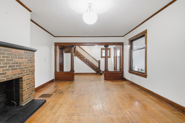 739 N Washington St, 3 Bedrooms Bedrooms, 8 Rooms Rooms,1 BathroomBathrooms,Residential,For Sale,N Washington St,114855