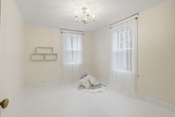 739 N Washington St, 3 Bedrooms Bedrooms, 8 Rooms Rooms,1 BathroomBathrooms,Residential,For Sale,N Washington St,114855