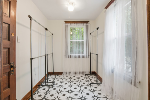 739 N Washington St, 3 Bedrooms Bedrooms, 8 Rooms Rooms,1 BathroomBathrooms,Residential,For Sale,N Washington St,114855