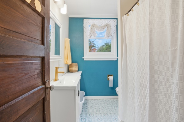 739 N Washington St, 3 Bedrooms Bedrooms, 8 Rooms Rooms,1 BathroomBathrooms,Residential,For Sale,N Washington St,114855