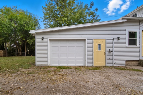 739 N Washington St, 3 Bedrooms Bedrooms, 8 Rooms Rooms,1 BathroomBathrooms,Residential,For Sale,N Washington St,114855