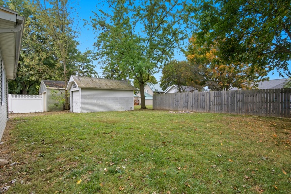739 N Washington St, 3 Bedrooms Bedrooms, 8 Rooms Rooms,1 BathroomBathrooms,Residential,For Sale,N Washington St,114855