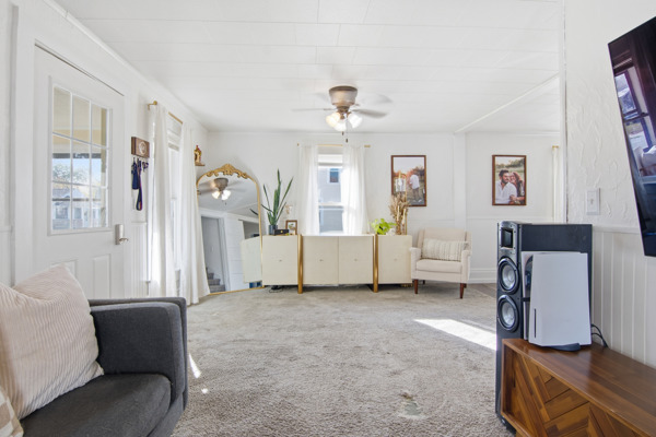 303 Middle St., 3 Bedrooms Bedrooms, 9 Rooms Rooms,1 BathroomBathrooms,Residential,For Sale,Middle St.,114858