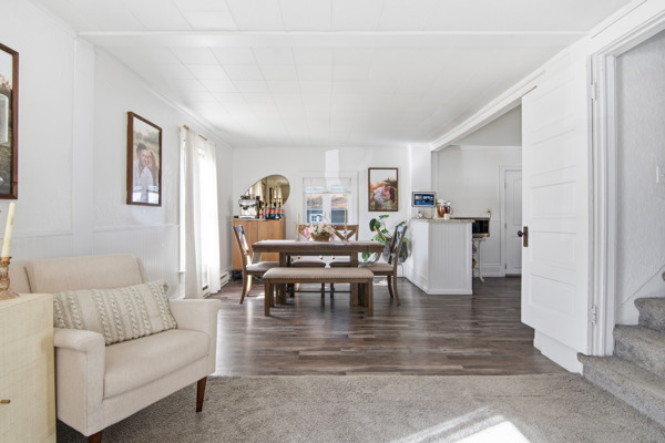 303 Middle St., 3 Bedrooms Bedrooms, 9 Rooms Rooms,1 BathroomBathrooms,Residential,For Sale,Middle St.,114858