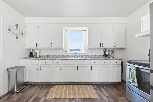 303 Middle St., 3 Bedrooms Bedrooms, 9 Rooms Rooms,1 BathroomBathrooms,Residential,For Sale,Middle St.,114858