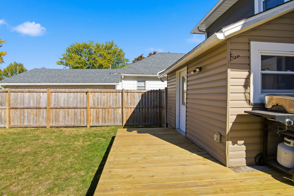 303 Middle St., 3 Bedrooms Bedrooms, 9 Rooms Rooms,1 BathroomBathrooms,Residential,For Sale,Middle St.,114858