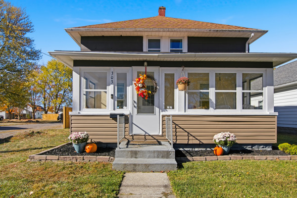 303 Middle St., 3 Bedrooms Bedrooms, 9 Rooms Rooms,1 BathroomBathrooms,Residential,For Sale,Middle St.,114858