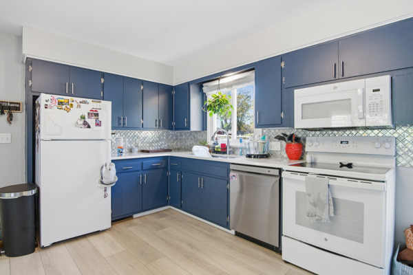 825 S Race St, 2 Bedrooms Bedrooms, 4 Rooms Rooms,1 BathroomBathrooms,Residential,For Sale,S Race St,114860