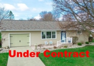 825 S Race St, 2 Bedrooms Bedrooms, 4 Rooms Rooms,1 BathroomBathrooms,Residential,For Sale,S Race St,114860