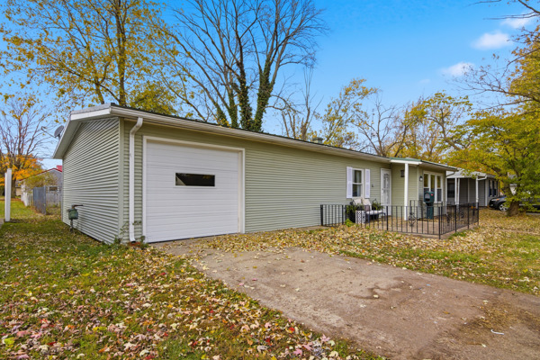 931 Kiger St, 3 Bedrooms Bedrooms, 6 Rooms Rooms,1 BathroomBathrooms,Residential,For Sale,Kiger St,114861