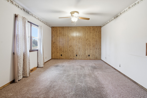 1233 E Ervin Rd, 3 Bedrooms Bedrooms, 6 Rooms Rooms,2 BathroomsBathrooms,Residential,For Sale,E Ervin Rd,114863