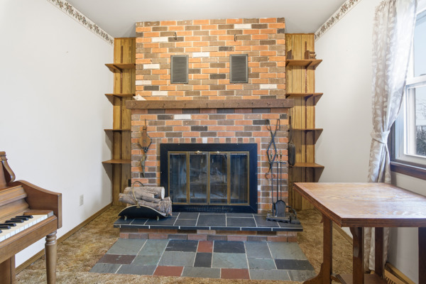 1233 E Ervin Rd, 3 Bedrooms Bedrooms, 6 Rooms Rooms,2 BathroomsBathrooms,Residential,For Sale,E Ervin Rd,114863