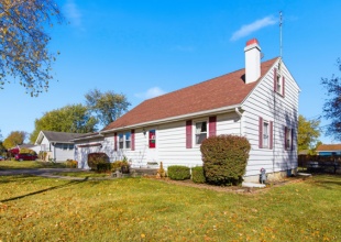 1233 E Ervin Rd, 3 Bedrooms Bedrooms, 6 Rooms Rooms,2 BathroomsBathrooms,Residential,For Sale,E Ervin Rd,114863