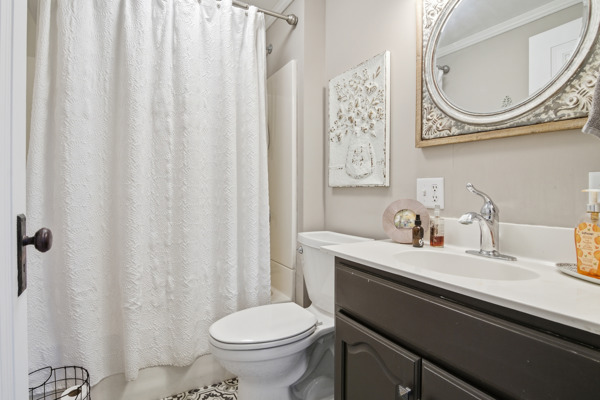 312 N Main St, 2 Bedrooms Bedrooms, 7 Rooms Rooms,2 BathroomsBathrooms,Residential,For Sale,N Main St,114865