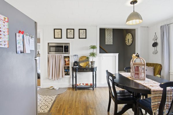 312 N Main St, 2 Bedrooms Bedrooms, 7 Rooms Rooms,2 BathroomsBathrooms,Residential,For Sale,N Main St,114865