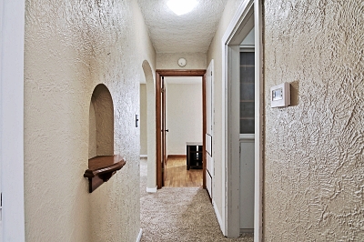 1040 Elm St, 3 Bedrooms Bedrooms, 5 Rooms Rooms,1 BathroomBathrooms,Residential,For Sale,Elm St,114867