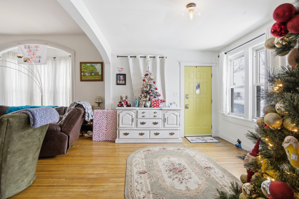 515 N. Jefferson St, 4 Bedrooms Bedrooms, 9 Rooms Rooms,2 BathroomsBathrooms,Residential,For Sale,N. Jefferson St,114875