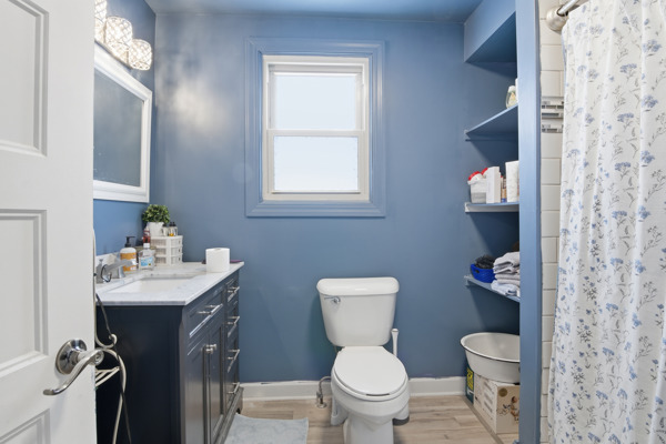 515 N. Jefferson St, 4 Bedrooms Bedrooms, 9 Rooms Rooms,2 BathroomsBathrooms,Residential,For Sale,N. Jefferson St,114875