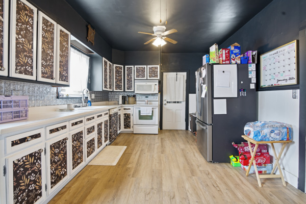 515 N. Jefferson St, 4 Bedrooms Bedrooms, 9 Rooms Rooms,2 BathroomsBathrooms,Residential,For Sale,N. Jefferson St,114875