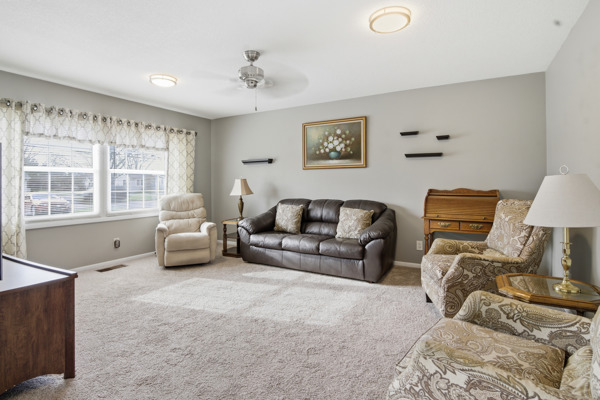 1337 E. Ervin Rd, 3 Bedrooms Bedrooms, 6 Rooms Rooms,2 BathroomsBathrooms,Residential,For Sale,E. Ervin Rd,114878