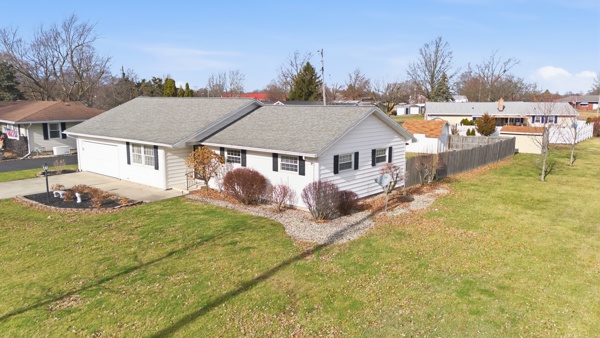 1337 E. Ervin Rd, 3 Bedrooms Bedrooms, 6 Rooms Rooms,2 BathroomsBathrooms,Residential,For Sale,E. Ervin Rd,114878