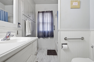 421 Boyd Ave, 2 Bedrooms Bedrooms, 4 Rooms Rooms,1 BathroomBathrooms,Residential,For Sale,Boyd Ave ,114882