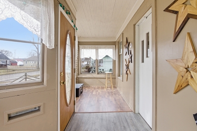 421 Boyd Ave, 2 Bedrooms Bedrooms, 4 Rooms Rooms,1 BathroomBathrooms,Residential,For Sale,Boyd Ave ,114882