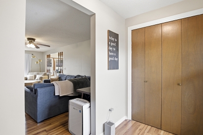 836 State St, 3 Bedrooms Bedrooms, 5 Rooms Rooms,2 BathroomsBathrooms,Residential,For Sale,State St,114883