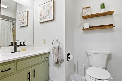 836 State St, 3 Bedrooms Bedrooms, 5 Rooms Rooms,2 BathroomsBathrooms,Residential,For Sale,State St,114883