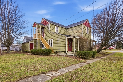 300 Wayne St, 4 Bedrooms Bedrooms, ,2 BathroomsBathrooms,Residential,For Sale,Wayne St,114885