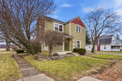 300 Wayne St, 4 Bedrooms Bedrooms, ,2 BathroomsBathrooms,Residential,For Sale,Wayne St,114885