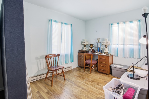 4 Bedrooms Bedrooms, 6 Rooms Rooms,1 BathroomBathrooms,Residential,For Sale,114886