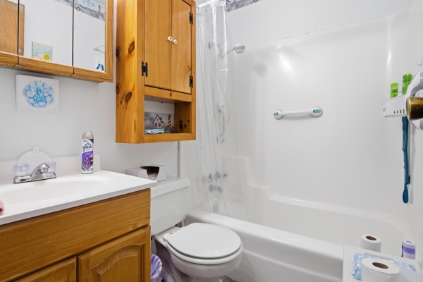 4 Bedrooms Bedrooms, 6 Rooms Rooms,1 BathroomBathrooms,Residential,For Sale,114886