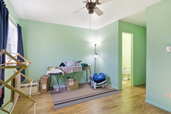 4 Bedrooms Bedrooms, 6 Rooms Rooms,1 BathroomBathrooms,Residential,For Sale,114886