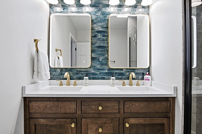 1000 Merry Lane, 3 Bedrooms Bedrooms, 8 Rooms Rooms,2 BathroomsBathrooms,Residential,For Sale,Merry Lane,114894