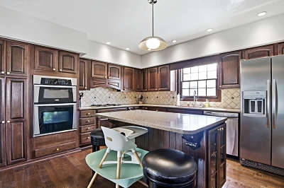 1000 Merry Lane, 3 Bedrooms Bedrooms, 8 Rooms Rooms,2 BathroomsBathrooms,Residential,For Sale,Merry Lane,114894