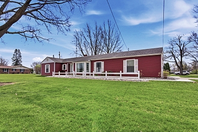 1000 Merry Lane, 3 Bedrooms Bedrooms, 8 Rooms Rooms,2 BathroomsBathrooms,Residential,For Sale,Merry Lane,114894